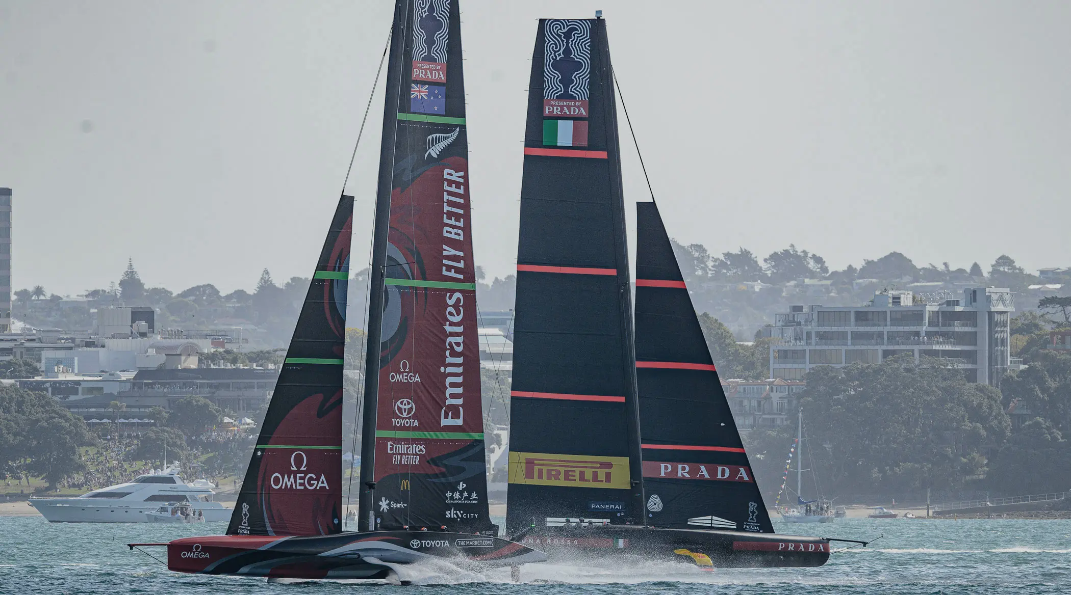 Team New Zealand racing Luna Rossa PPG Events